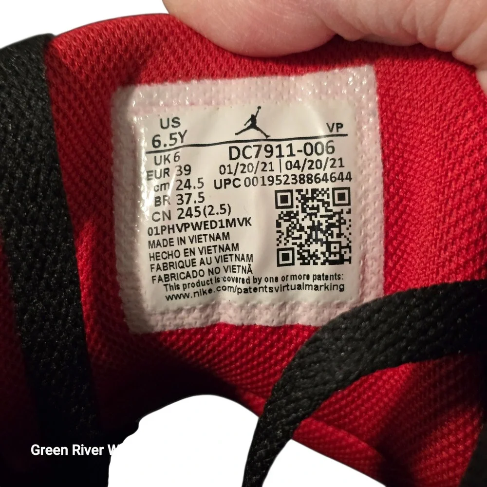 Kids‎ Jordan 13 Pro Strong Basketball Shoes Black Red Size 6.5Y DC7911 006